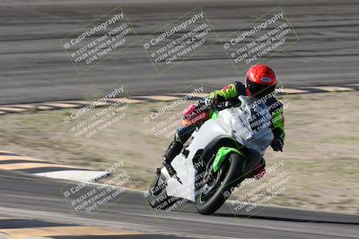 media/Jan-15-2026-Racers Edge (Thu) [[dfebeb70ab]]/3-B Group/Session 2 (Bowl Exit)/